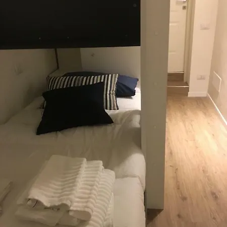 Apartment 6 Via Della Rosa *
