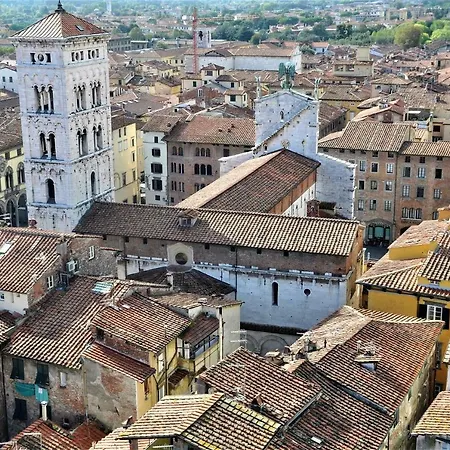 6 Via Della Rosa Lejlighed