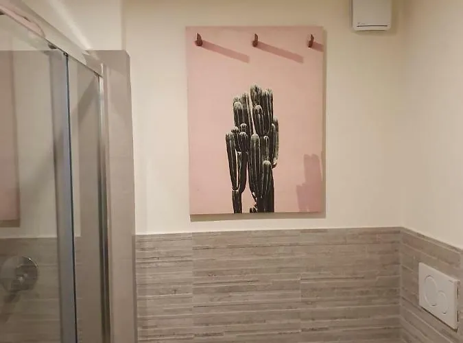 6 Via Della Rosa アパート