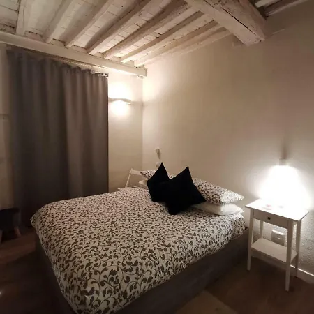 6 Via Della Rosa شقة لوكا