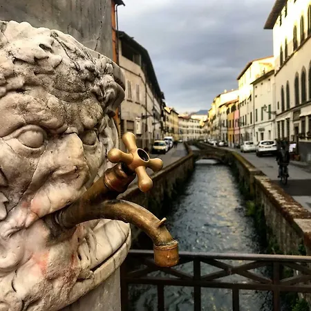 6 Via Della Rosa شقة